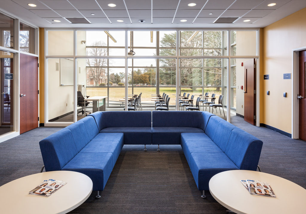 lounge area in the monninger center at FDU