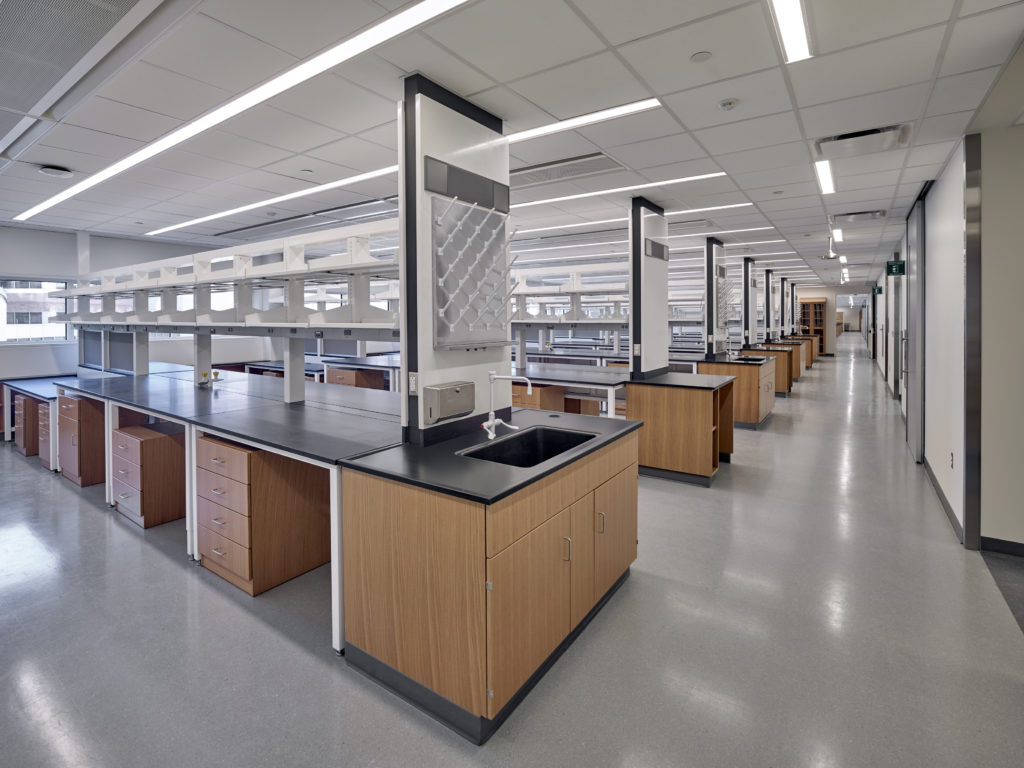 lab facilities at UPenn's stemmler hall