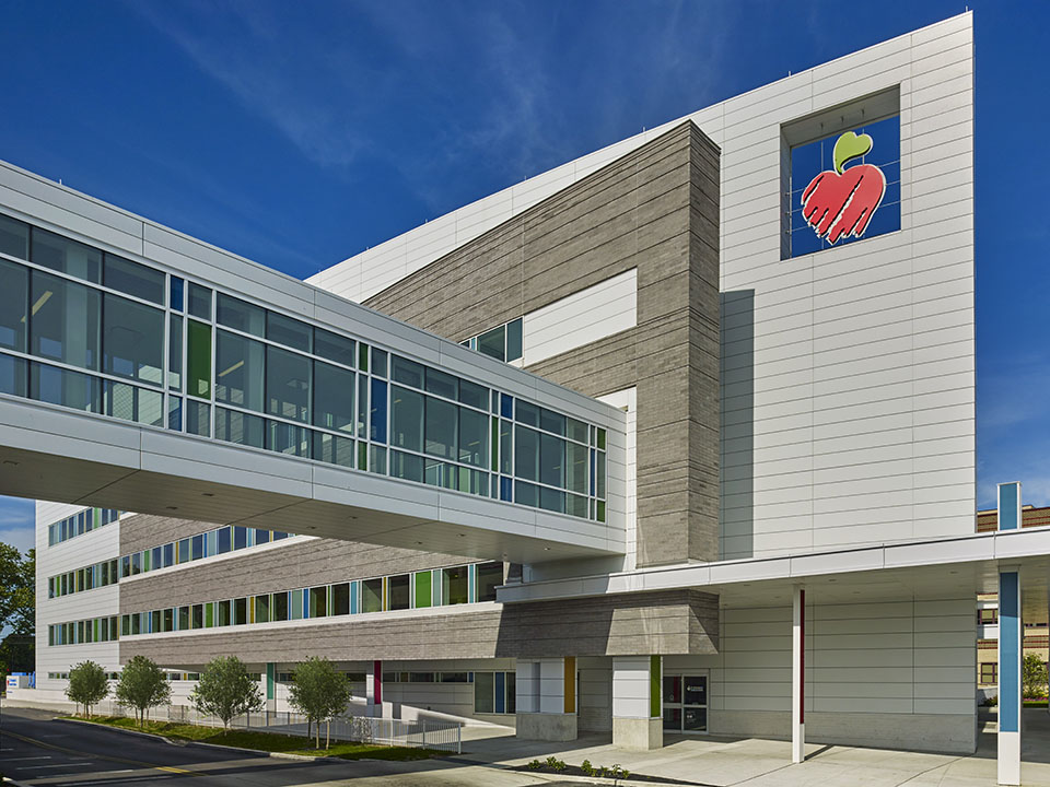 exterior at pedestrian bridge at patient rooms and nurses stations at St. Christopher’s Hospital for Children